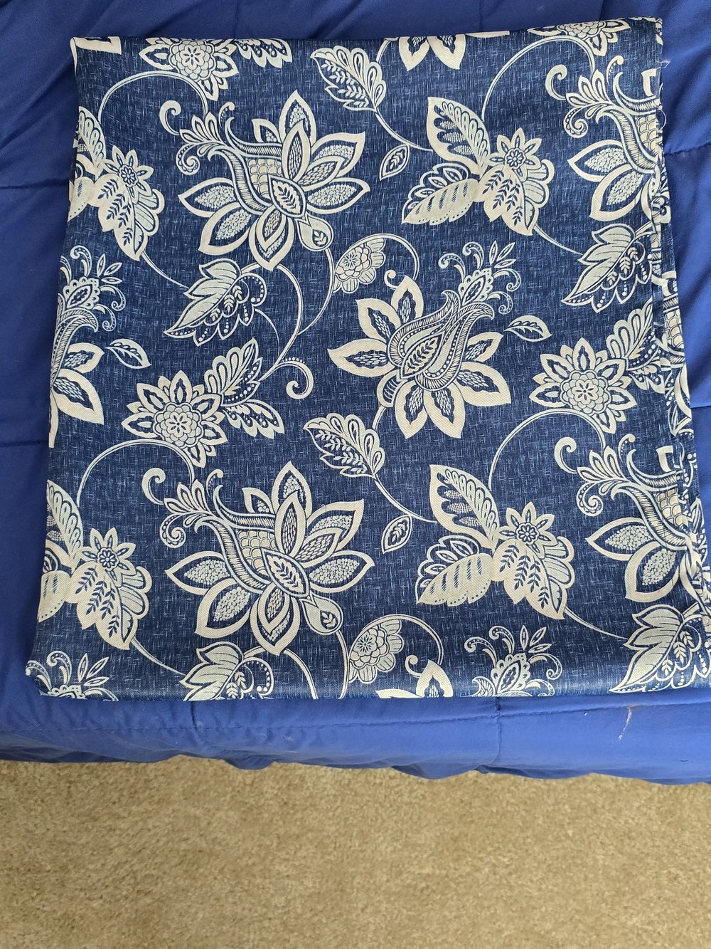 Eclipse Navy and White Floral Curtain Set